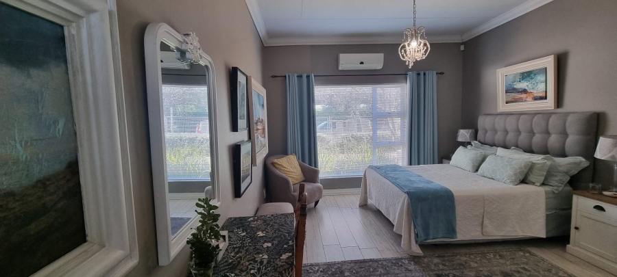 5 Bedroom Property for Sale in Dan Pienaar Free State